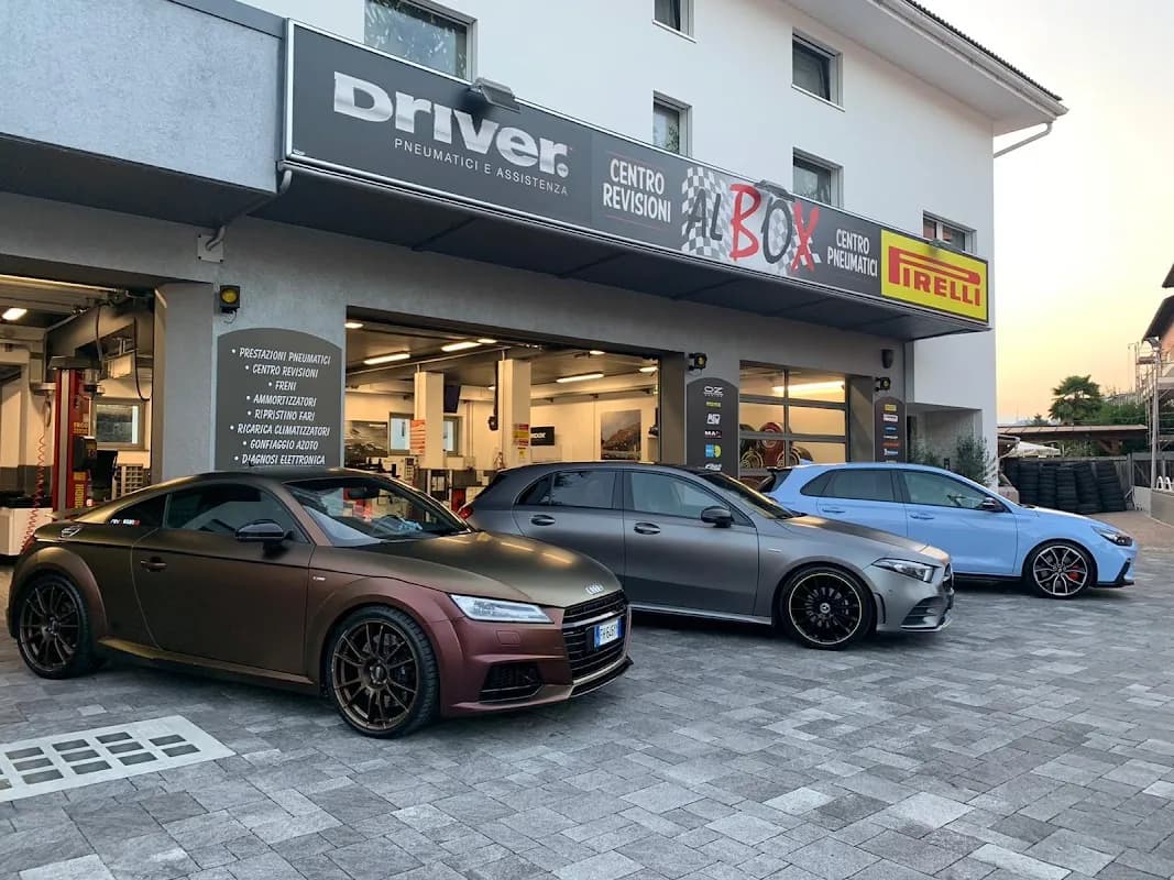 AL BOX S.R.L. DRIVER CENTER PIRELLI - Immagine 1