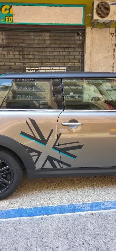 Autocarrozzeria Spagna - Immagine 1