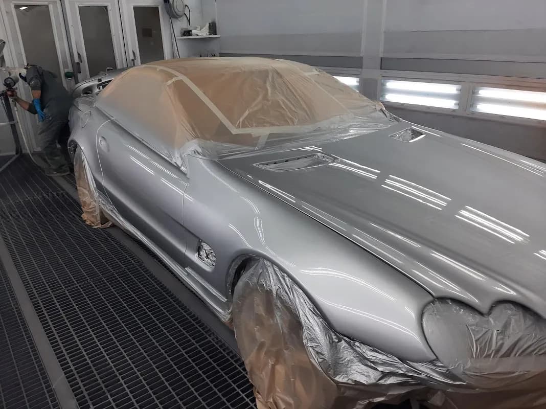 Autocarrozzeria Italia snc - Immagine 1
