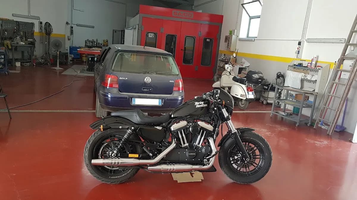 Autocarrozzeria - Immagine 1