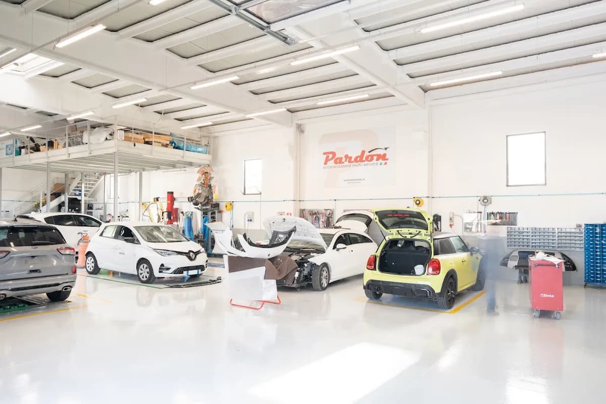 Autocarrozzeria PARDON S.r.l. - Immagine 1