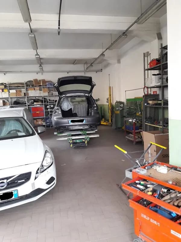 Carrozzeria Foresti e Cuccato s.n.c - Immagine 1