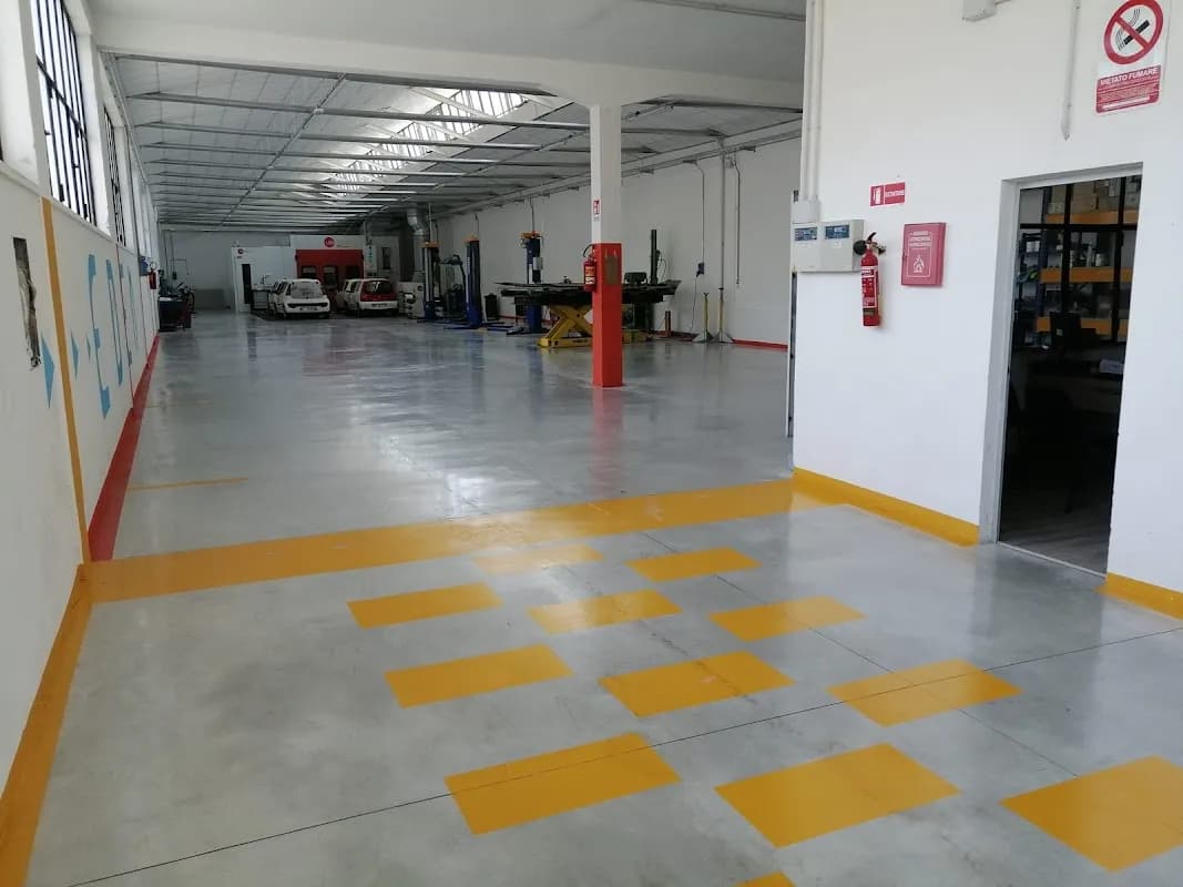 Autocarrozzeria Eden - Immagine 1