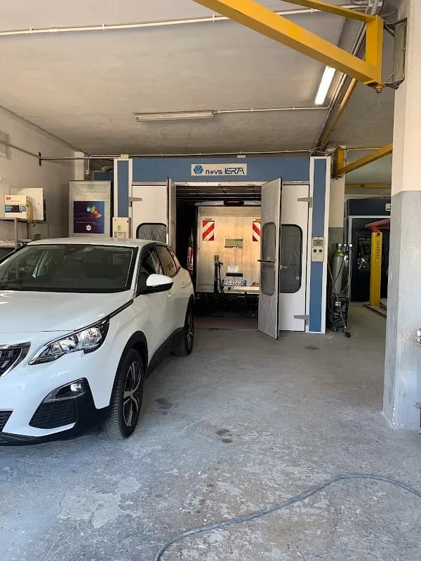 Autocarrozzeria di Carrozzo Antonio - Immagine 1