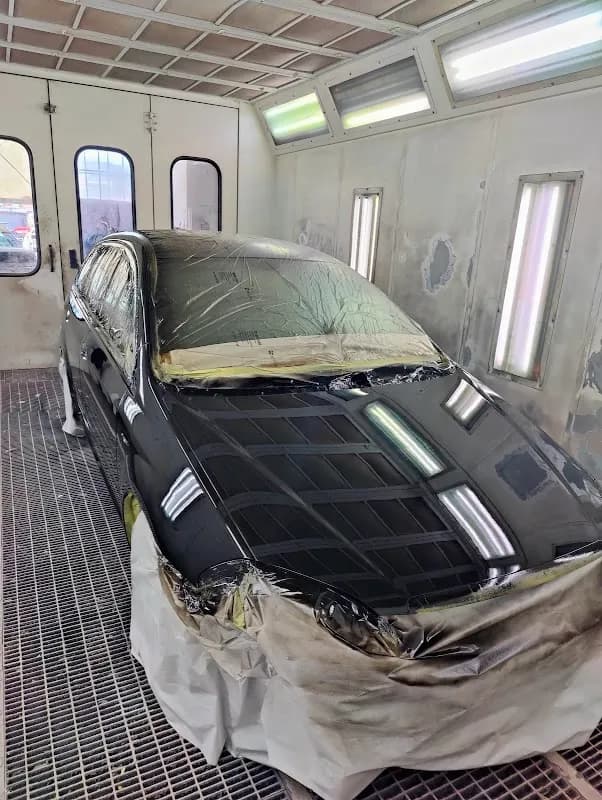 Autocarrozzeria La Pianta - Immagine 1