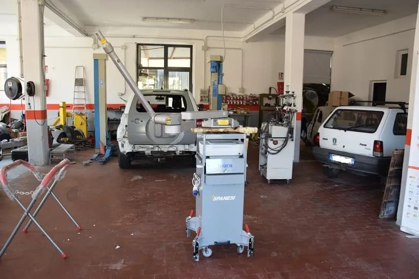 Autocarrozzeria Stefani Giampaolo - Immagine 1