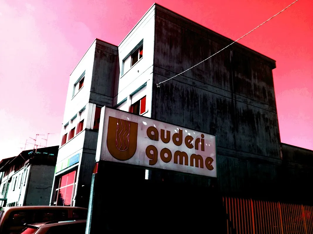 Auderi Gomme di Auderi Giovanni Driver Center Pirelli - Immagine 1