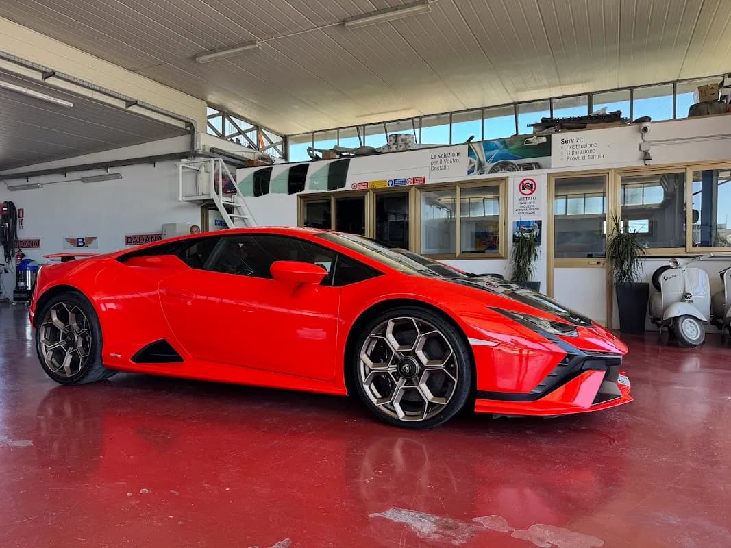 Autocarrozzeria Badanai srl - Immagine 1