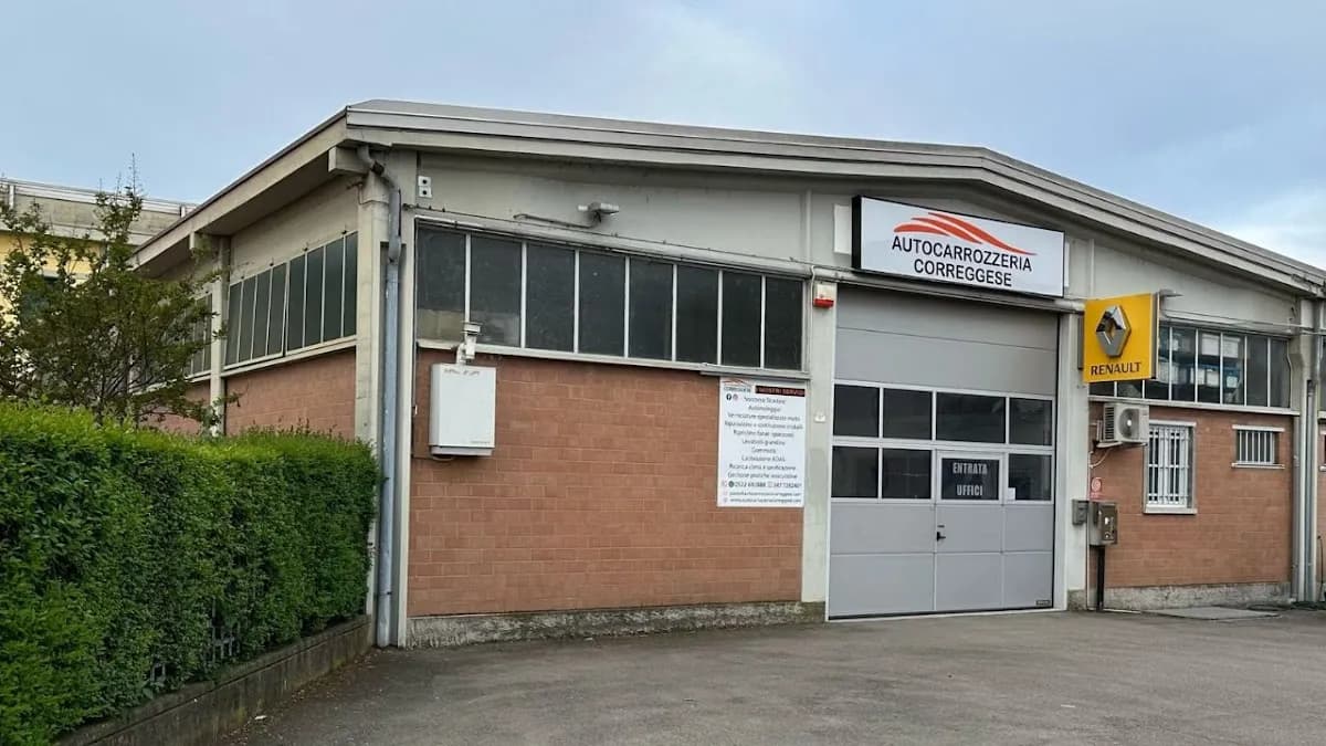 Autocarrozzeria Correggese - Immagine 1