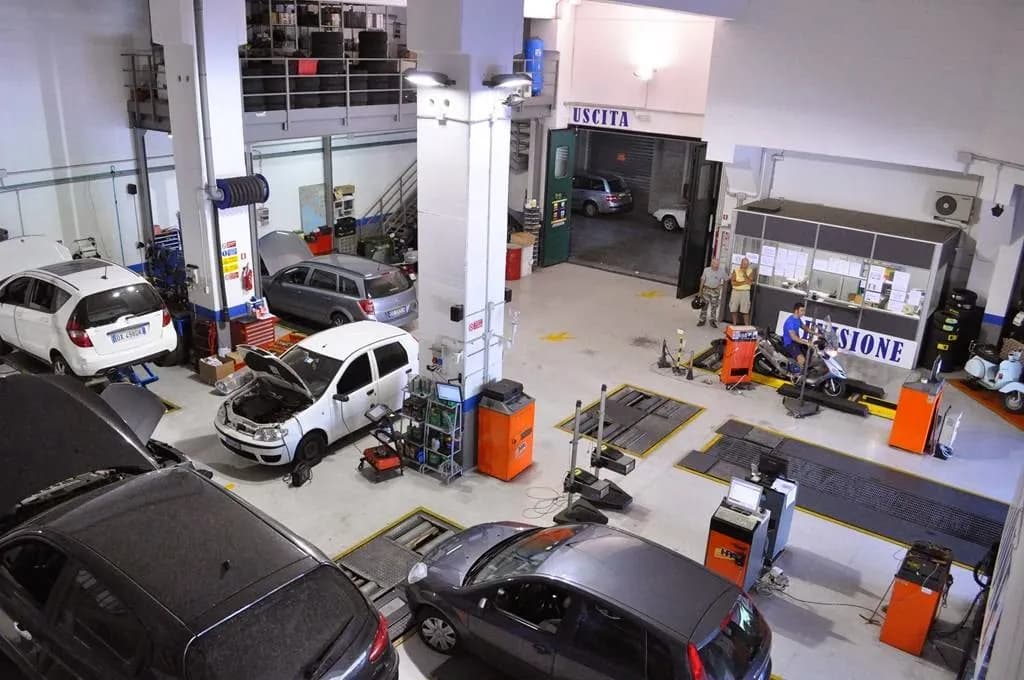 Bosch Car Service AI Boxes - Immagine 1