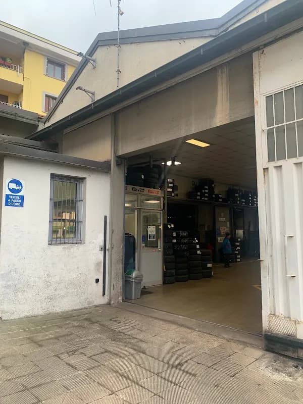 Arna Car Service Sas - Immagine 1