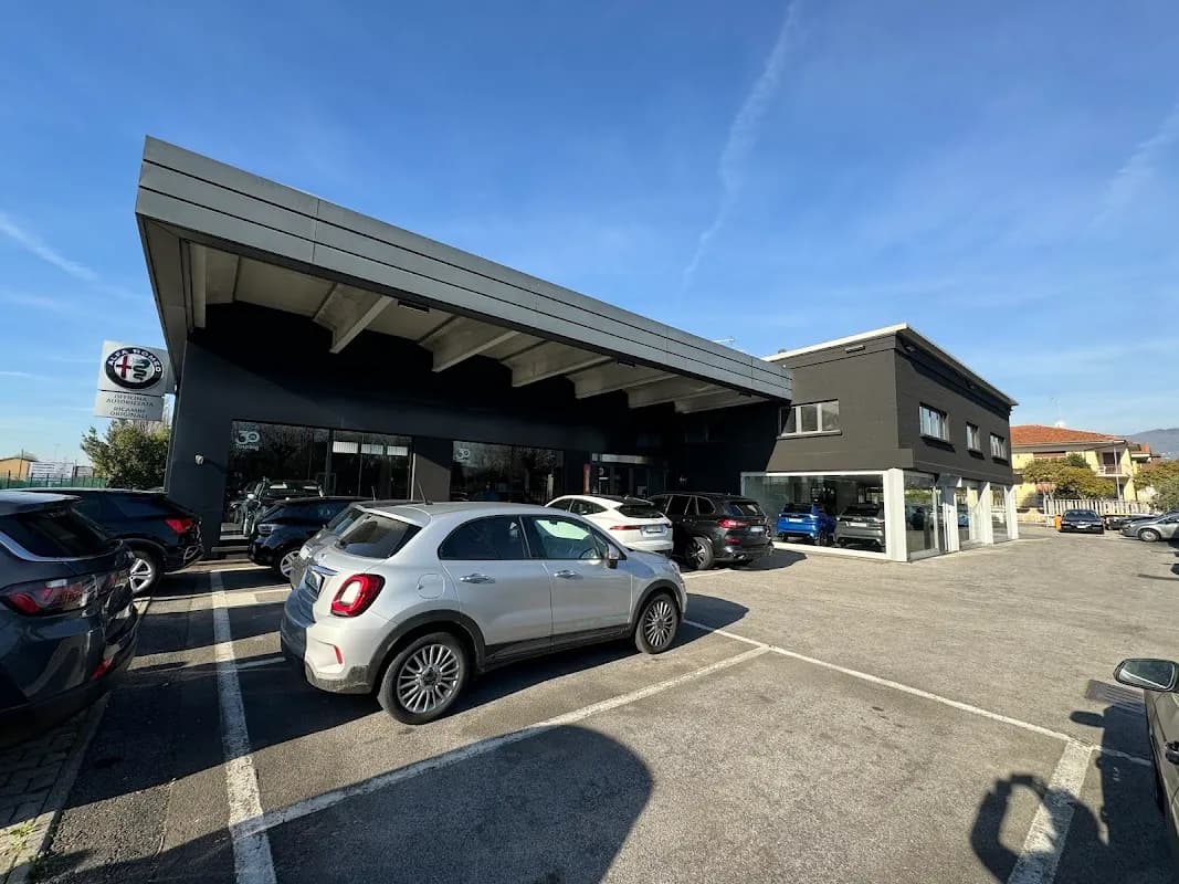 Autofficina Touring - Immagine 1