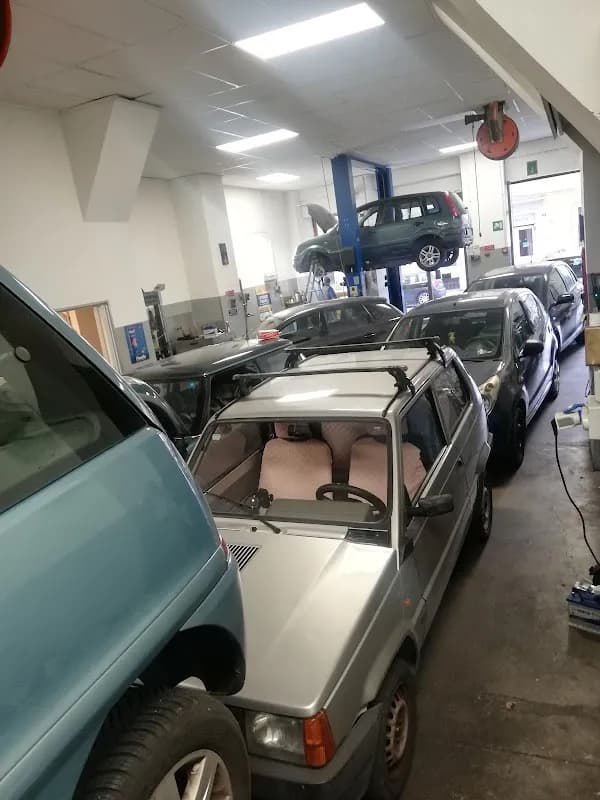 Autofficina Servicar S.N.C. - Immagine 1